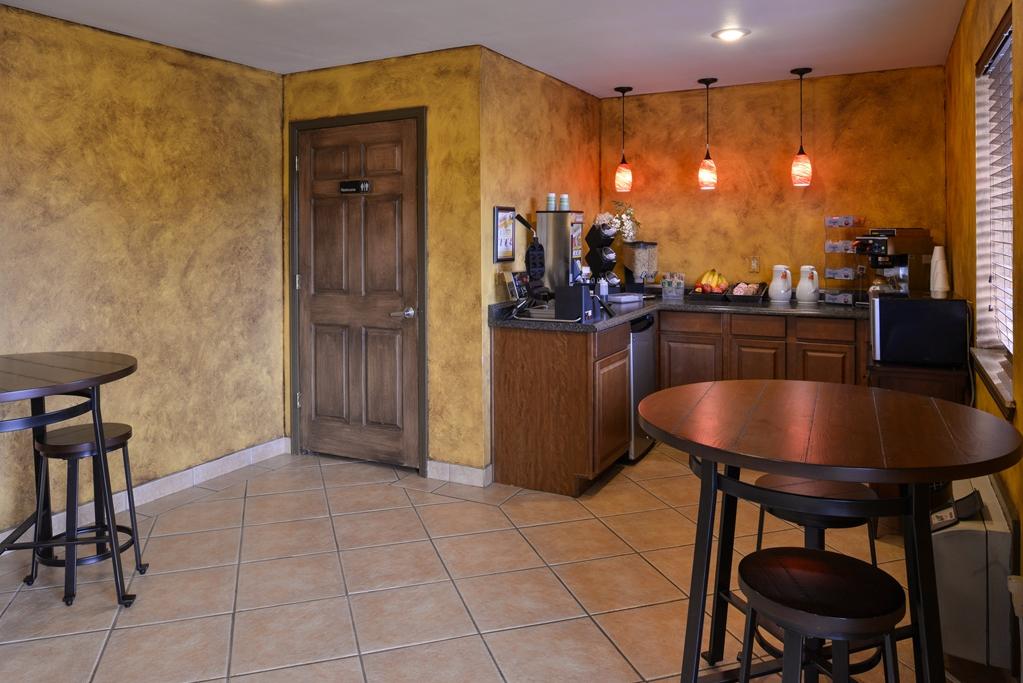 Americas Best Value Inn And Suites Little Rock Einrichtungen foto